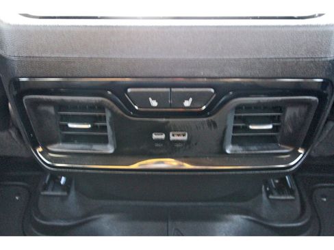 Used 2025 GMC Sierra 2500 AT4 w/ AT4 Premium Plus Package image 15