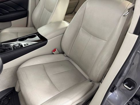 Used 2018 INFINITI Q50 Luxe w/ Sensory Package (Luxe) image 31