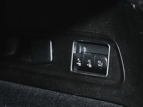 Used 2023 Mercedes-Benz GLS 450 4MATIC image 73