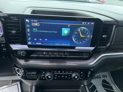 Used 2024 Chevrolet Silverado 2500 LTZ w/ LTZ Convenience Package image 5