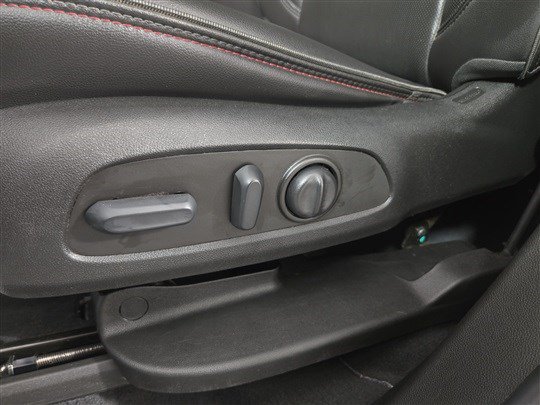 Certified 2023 Chevrolet Traverse RS AWD/4WD image 32