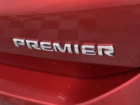 Used 2019 Chevrolet Equinox Premier FWD image 33