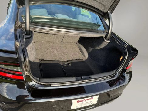 Used 2019 Dodge Charger SXT AWD/4WD image 38