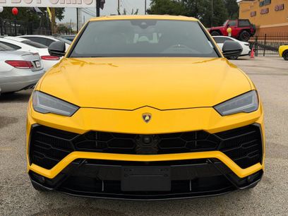 Used 2022 Lamborghini Urus