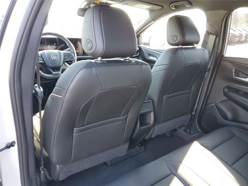 New 2026 Buick Envista Avenir image 12