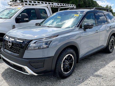 Certified 2024 Nissan Pathfinder Rock Creek AWD/4WD image 2