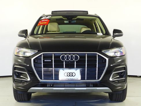 Used 2022 Audi Q5 2.0T Premium Plus w/ Premium Plus Package image 3