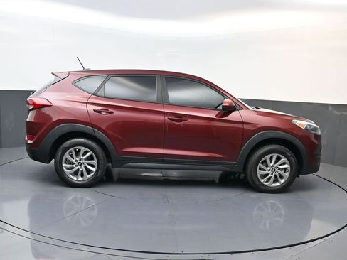 Used 2017 Hyundai Tucson SE image 5