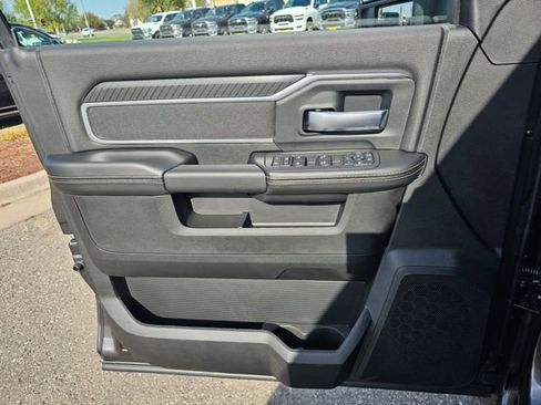 New 2026 RAM 2500 Big Horn AWD/4WD image 20