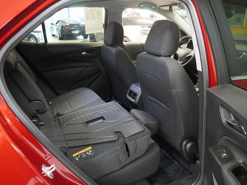 Used 2024 Chevrolet Equinox LT w/ LPO, Floor Liner Package AWD/4WD image 24
