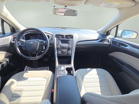 Used 2018 Ford Fusion S image 22