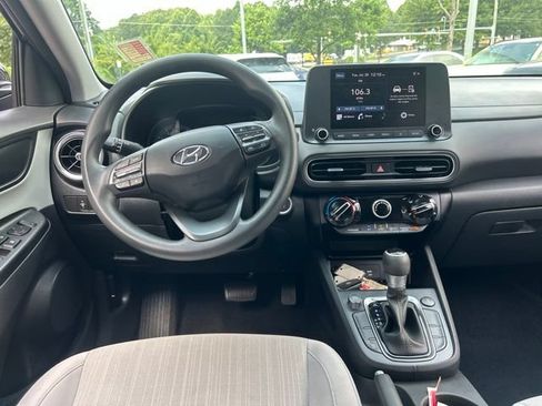 Used 2023 Hyundai Kona SEL AWD/4WD image 8