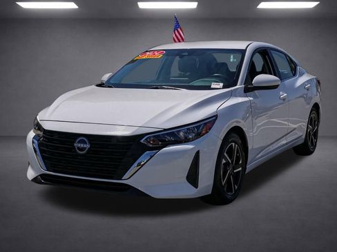 Used 2024 Nissan Sentra SV FWD image 8
