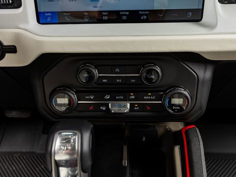 Used 2026 Ford Bronco Heritage Edition image 26