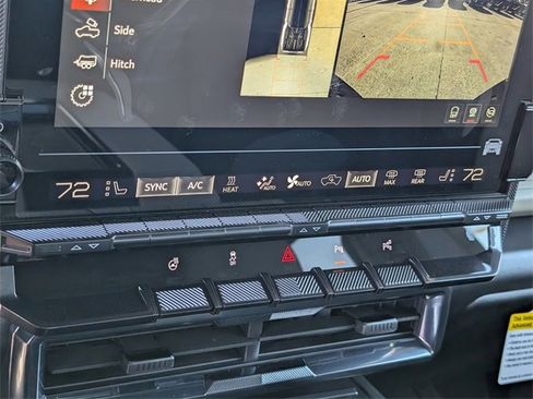 New 2026 GMC Hummer EV 4x4 Crew Cab image 13