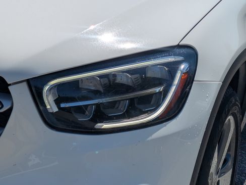 Used 2022 Mercedes-Benz GLC 300 4MATIC image 9