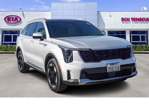 Certified 2025 Kia Sorento SX Prestige image 3