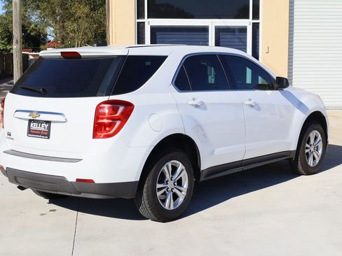Used 2017 Chevrolet Equinox LS image 8