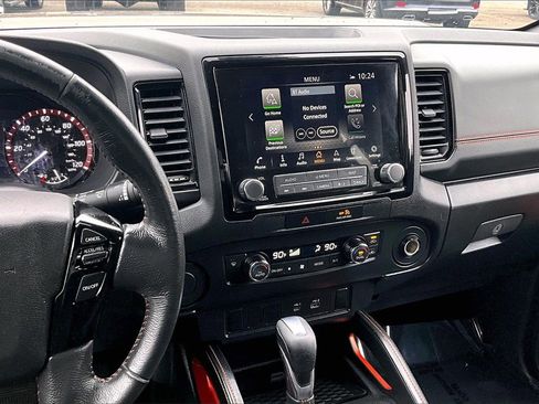 Used 2022 Nissan Frontier Pro-X image 10