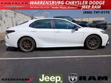Used 2024 Toyota Camry SE image 2