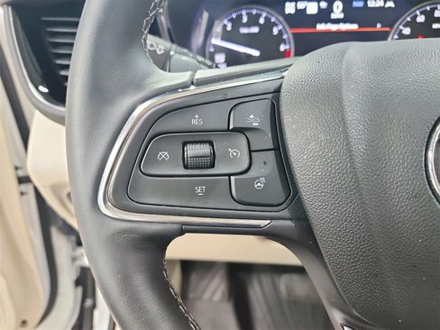 Used 2023 Buick Envision Avenir image 26