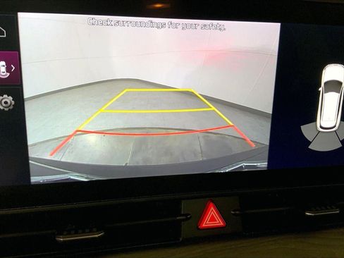 Certified 2025 Kia Sportage X-Line image 21