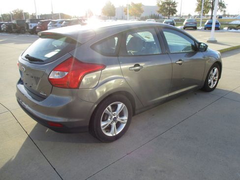 Used 2013 Ford Focus SE image 4