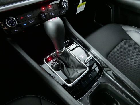 Used 2024 Jeep Compass Latitude image 44