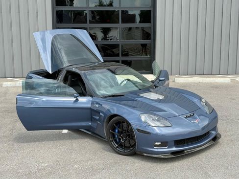 Used 2011 Chevrolet Corvette ZR1 w/ Preferred Equipment Group RWD image 11