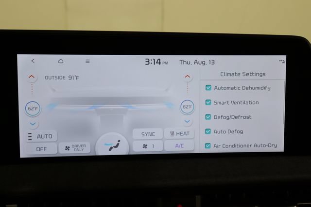 Used 2024 Kia EV6 Light RWD image 37