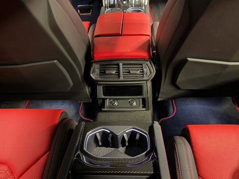 Used 2020 Lamborghini Urus image 20