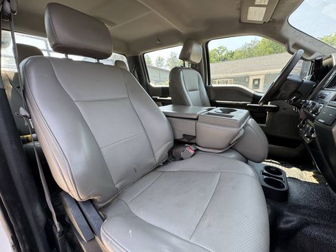 Used 2019 Ford F250 XL w/ Power Equipment Group AWD/4WD image 30