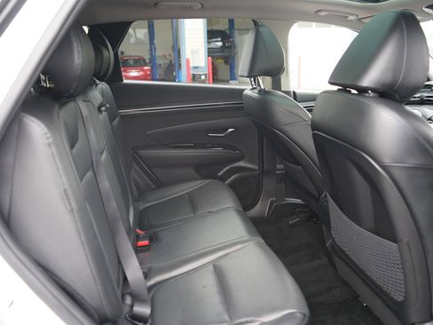 Used 2024 Hyundai Tucson Limited image 31