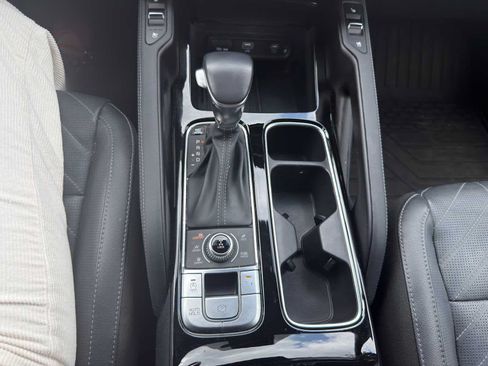 Used 2024 Kia Telluride EX X-Line AWD/4WD image 21