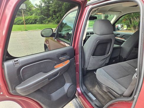 Used 2008 GMC Yukon SLE AWD/4WD image 29