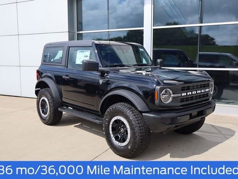 New 2026 Ford Bronco 2-Door w/ Sasquatch Package AWD/4WD image 2
