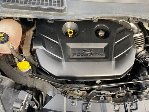 Used 2019 Ford Escape Titanium image 22