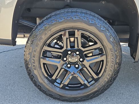 Certified 2025 Chevrolet Silverado 1500 LT Trail Boss w/ Convenience Package II AWD/4WD image 12