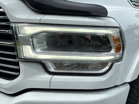 Used 2022 RAM 2500 Laramie AWD/4WD image 9