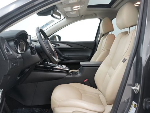 Used 2023 MAZDA CX-9 Touring image 25