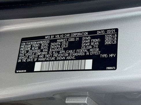 Used 2021 Volvo XC60 T5 Momentum w/ Protection Package Premier FWD image 27