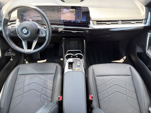 Used 2023 BMW X1 xDrive28i w/ Convenience Package AWD/4WD image 3