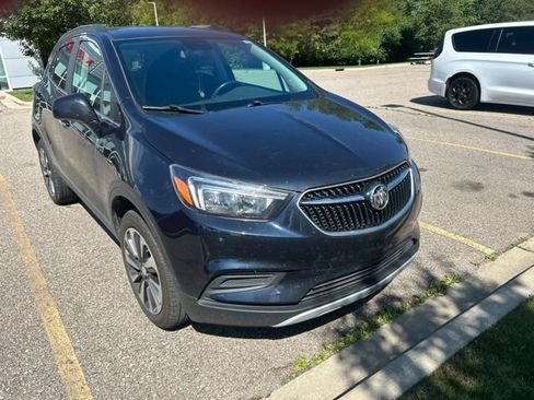 Used 2021 Buick Encore Preferred w/ Safety Package AWD/4WD image 1