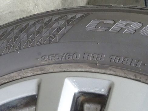 Used 2024 Nissan Pathfinder SV image 43