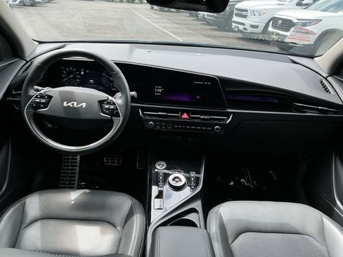 Used 2025 Kia Niro Wave FWD image 15