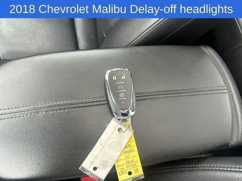 Used 2018 Chevrolet Malibu LT w/ Leather Package image 30