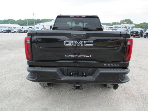 New 2026 GMC Sierra 2500 Denali Ultimate AWD/4WD image 6