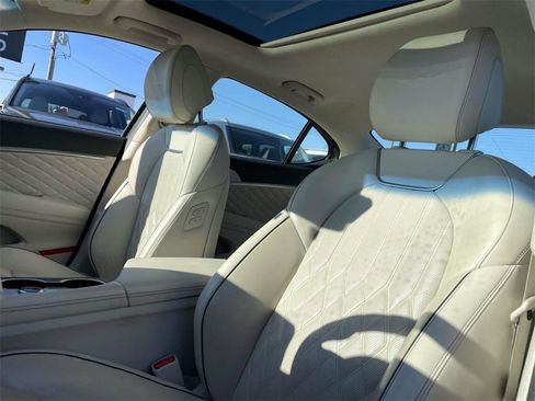 Used 2019 Genesis G70 3.3T Design image 11