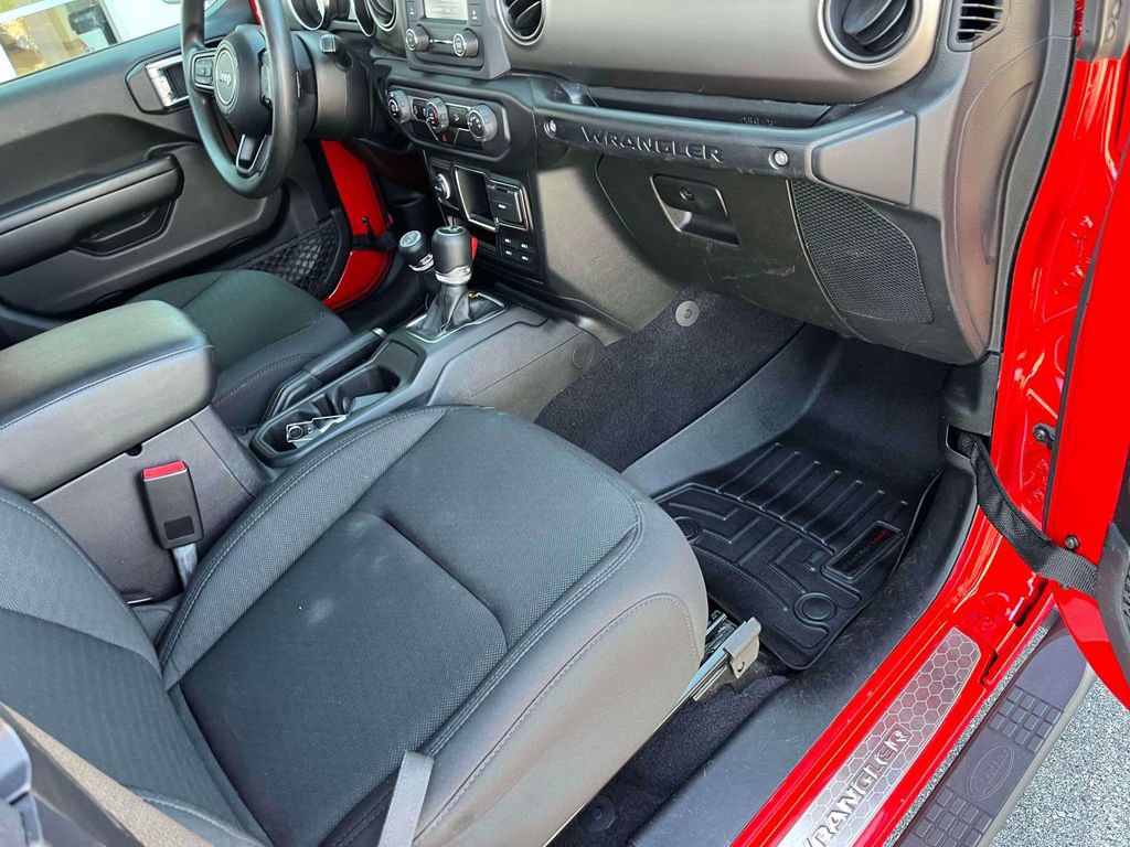 Used 2020 Jeep Wrangler Sport AWD/4WD image 17