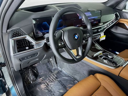 New 2026 BMW X5 xDrive40i w/ Premium Package image 9